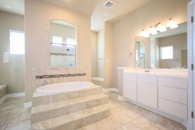 Building Photo - Beautiful 4-Bedroom Home in Stevens Ranch ...