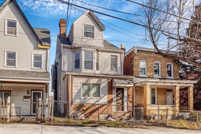 Building Photo - 3711 Orpwood St