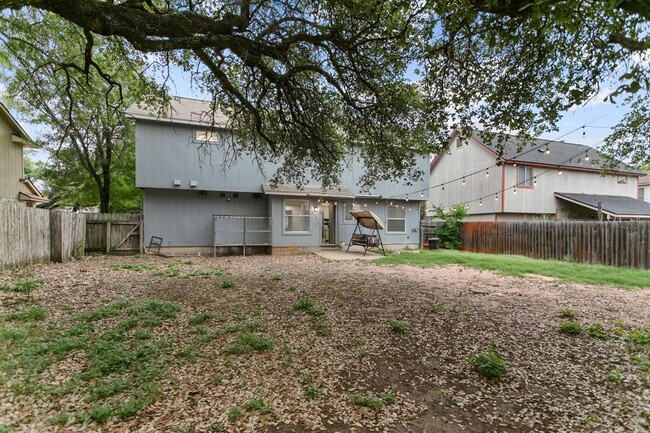 Building Photo - 1702 Spiderlily View