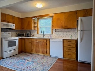 Kitchen - 178 New Lenox Rd