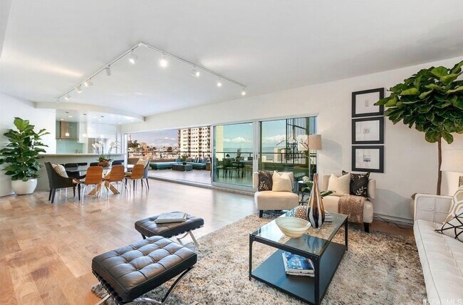 Building Photo - 30 Miller Pl