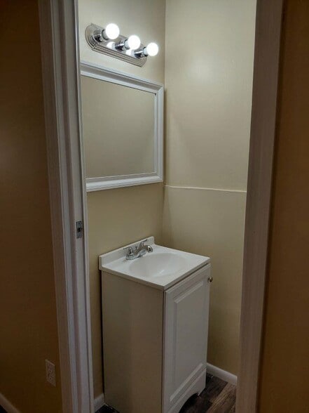 Building Photo - 31 Bel Air St