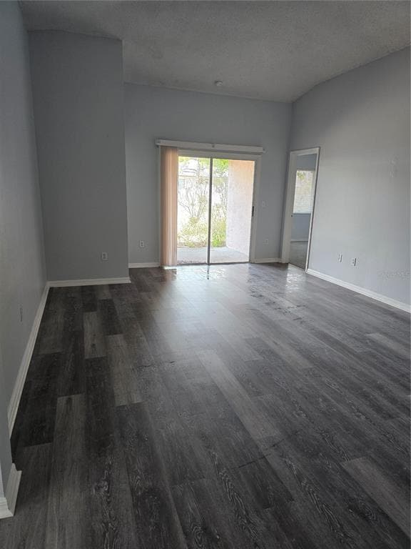 Building Photo - 3126 Pine Top Dr