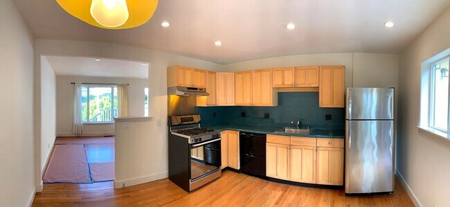 Building Photo - 450 Loma Vista Terrace