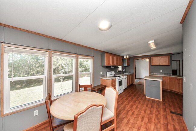 Building Photo - 16338 Hill Country Ct