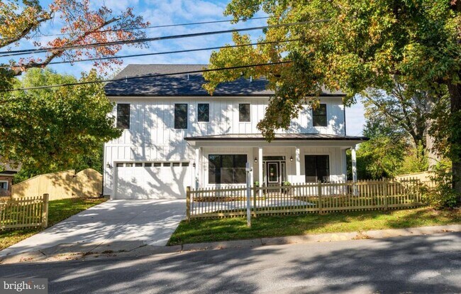 Building Photo - 8616 Jones Mill Rd