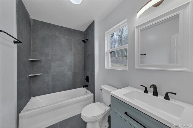 Building Photo - 1435 NY-208