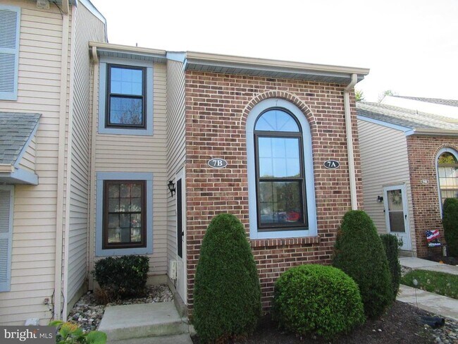Building Photo - 7 Lumber Jack Cir
