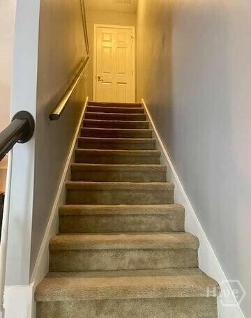 Building Photo - 101 Wood Lake Dr