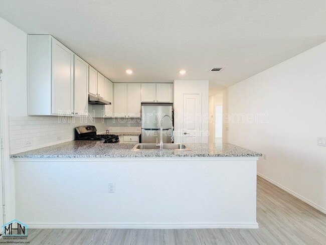 Building Photo - 10154 Asta Trl