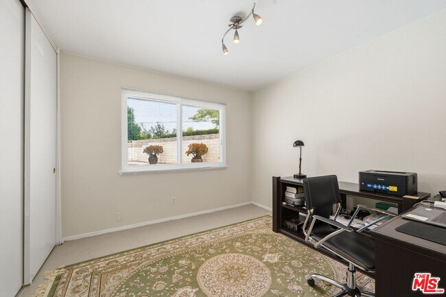 Building Photo - 29107 Hillrise Dr