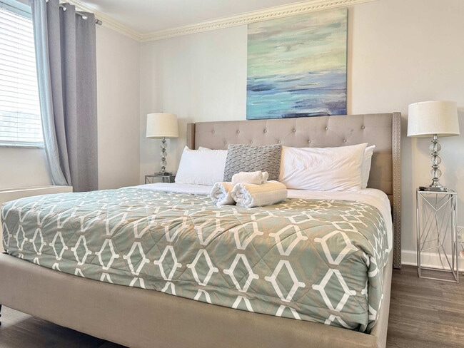 Building Photo - 215 Piedmont Ave NE