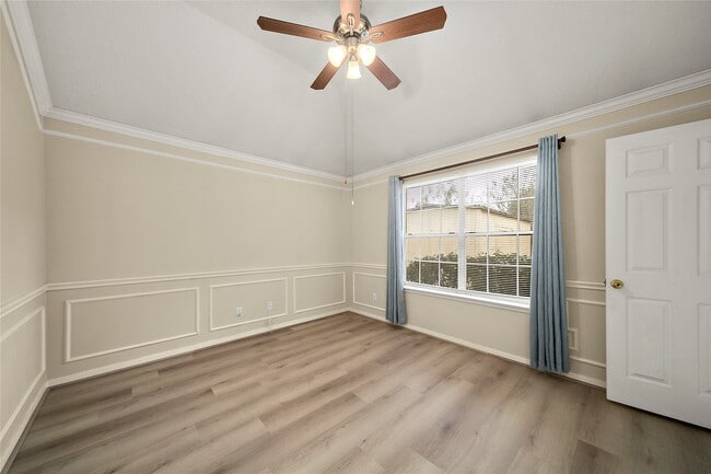 Building Photo - 1511 Brook Grove Dr