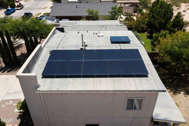 Building Photo - 14224 Desert Ash Dr