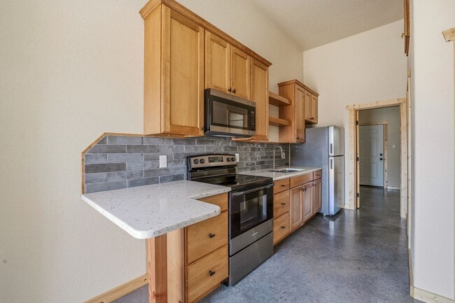 Building Photo - 5415 Co Rd 456