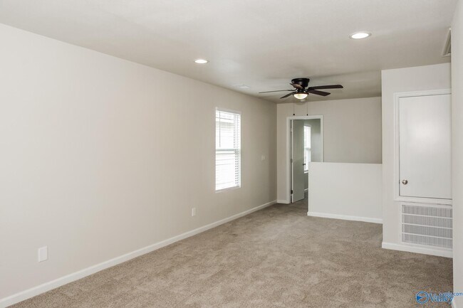 Building Photo - 119 Belle Haven Dr