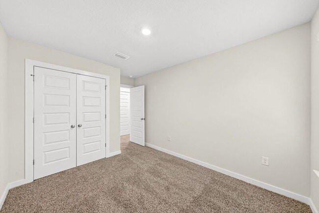 Building Photo - 51 S Main Deck Dr