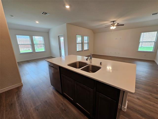 Building Photo - 804 Serenity Sound Dr