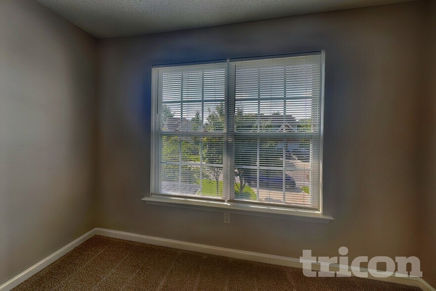 Building Photo - 206 Beltrees Dr