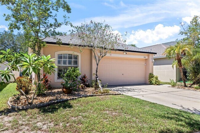 Building Photo - 1012 Brenton Leaf Dr