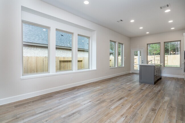 Building Photo - 30314 Ruby Frst Ct