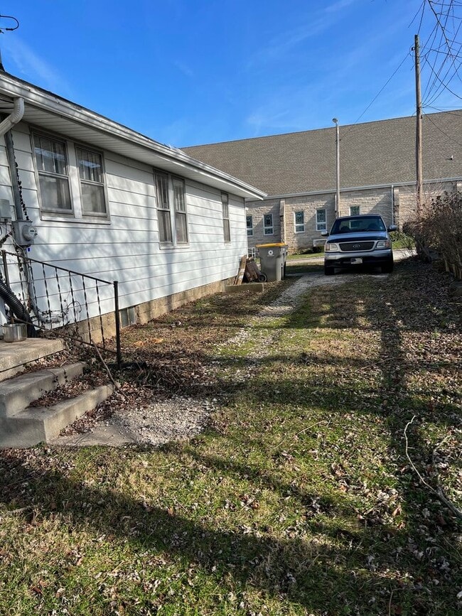 Building Photo - 4-Bedroom, 3-Bath Bungalow Near Bryan Park