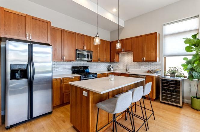 Kitchen - 2158 N Damen Ave