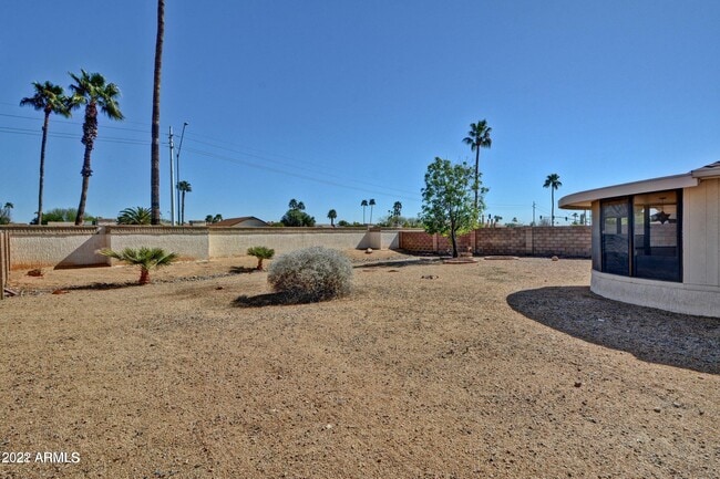 Building Photo - 14214 W Yosemite Dr