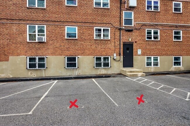 Building Photo - 43 Colborne Rd