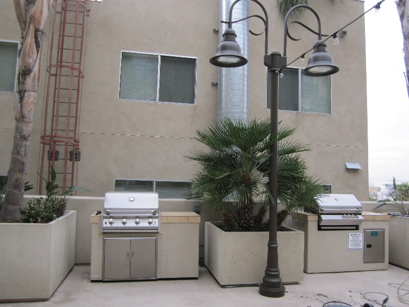 Building Photo - 1970 Columbia St