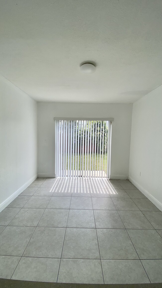 Dining Room - 15401 SW 144th Ct