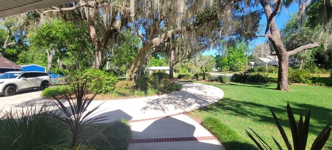 Building Photo - Charming Lake Santa Fe Canal Basin Home – ...