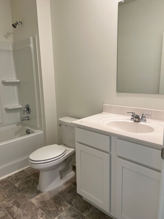 Building Photo - Newer 4BR / 2BA One-Level Home – Granite, Stainless Appliances, Large Backyard, Cul-de-Sac