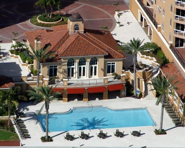 Building Photo - 505 Mandalay Ave