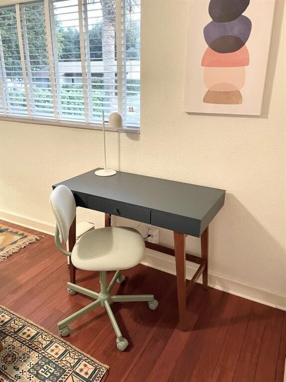 Building Photo - 2611 NE 20th St