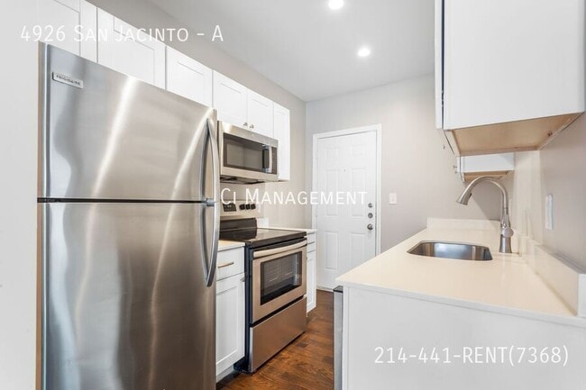 Building Photo - 4926 San Jacinto St