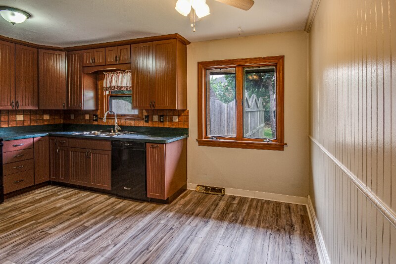 Building Photo - 1575 Northdale Rd