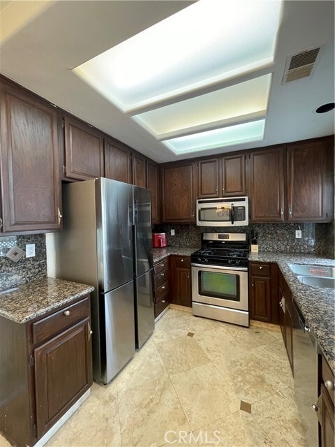 Building Photo - 24984 La Pantera