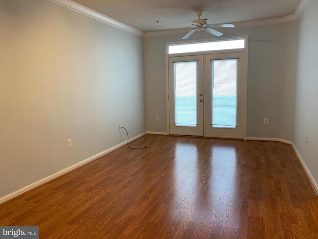 Building Photo - 2791 Centerboro Dr