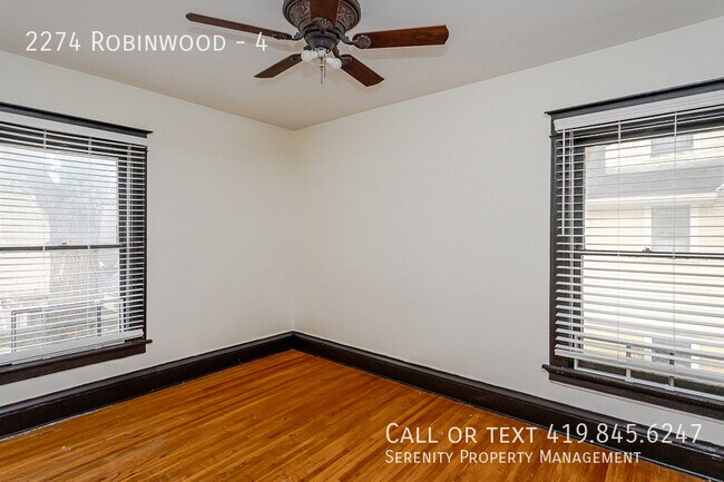 Building Photo - 2274 Robinwood-4