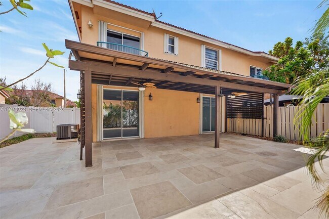 Building Photo - 2302 NW 161st Ter
