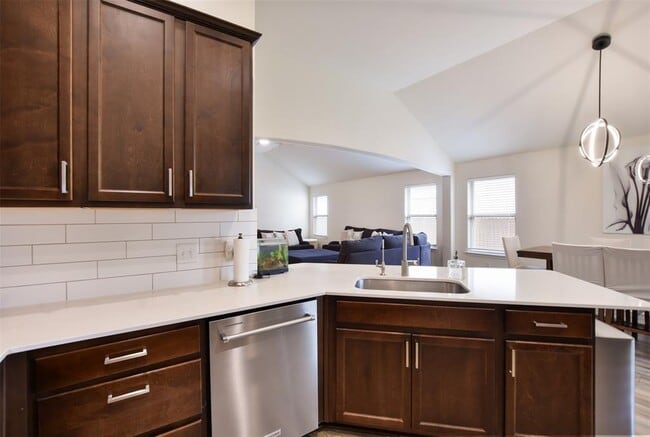 Building Photo - 216 Walkup Ln