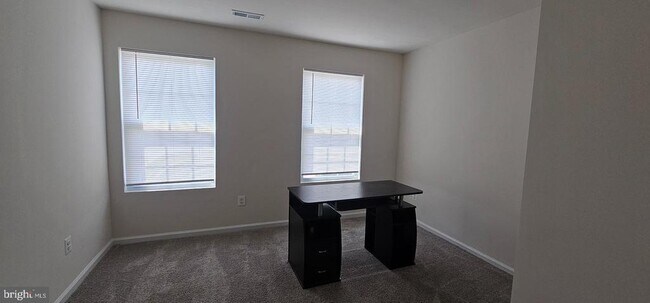Building Photo - 114 Brockham Ct