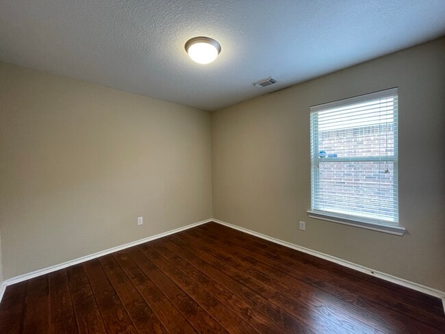 Building Photo - 6110 Moran Crest Dr