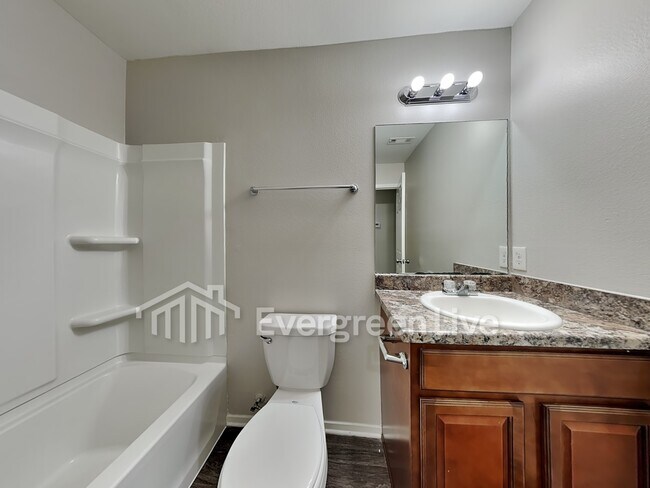 Building Photo - 3821 Glitterman Dr