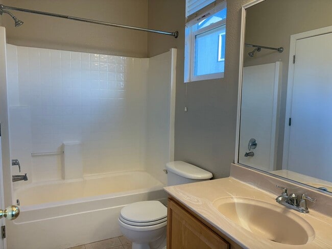 Building Photo - Northwest Reno Home