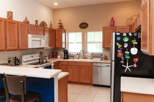 Building Photo - 2009 Paradise Oaks Ct