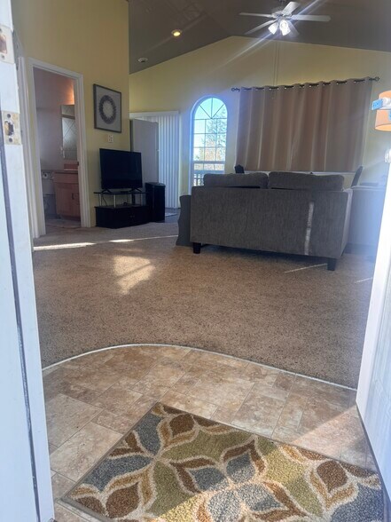 Entry Exterior - 438 10th Ct