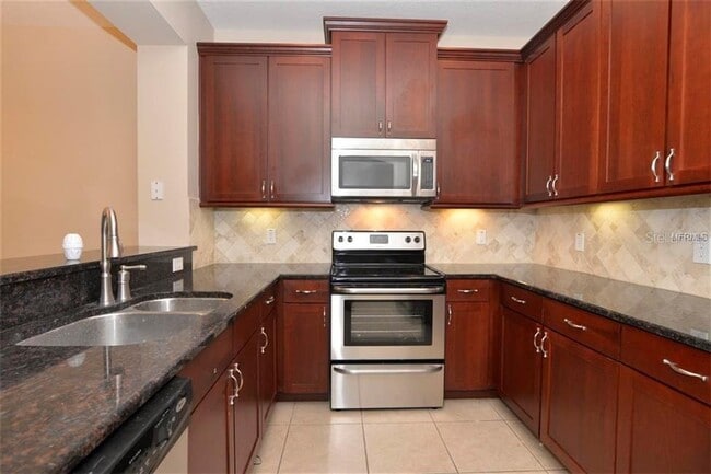 Building Photo - 498 Canyon Stone Cir