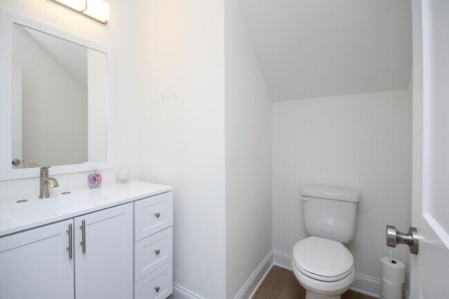 Building Photo - Luxury Townhome in Lincolnton